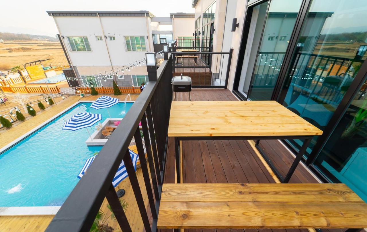 Patio Pool *