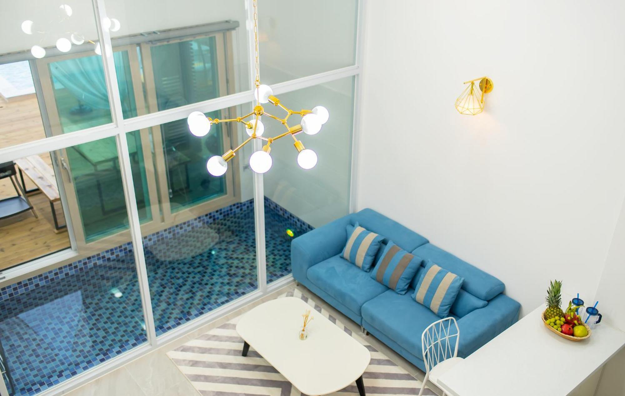 Patio Pool Apartment Gyeongju